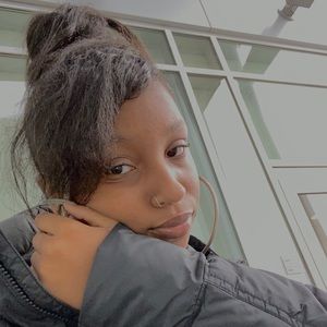 Meet your Posher, Makayla